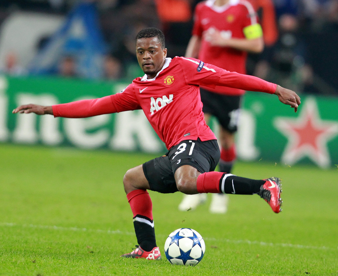 他的职业履 他的职业履